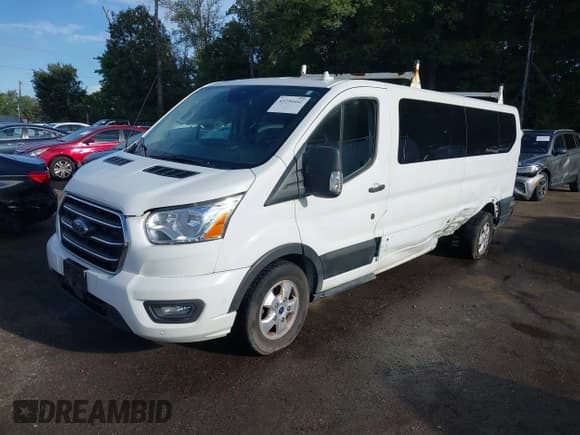 ✅ 2020 Ford Transit Passenger XL • VIN: 1FBAX2YG5LKA45932 • Лот: 43294442. Опубликован ранее на IAAI с пробегом 113 705 миль. Бесплатный доступ к архиву аукционных продаж из США и подробный отчёт об истории автомобиля на DreamBid. Изображение 2.