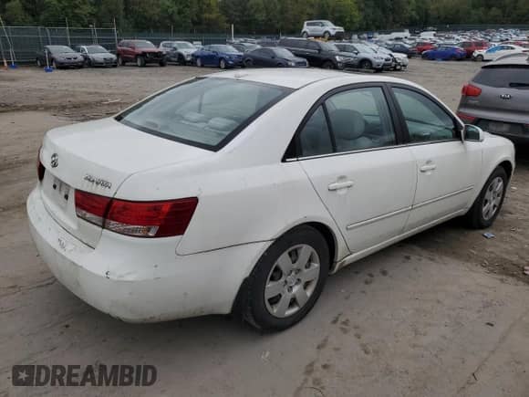 2008 Hyundai Sonata GLS with VIN 5NPET46C28H399854, listed as a Copart auction lot 72465774 with 203,548 mi miles and Clean title. Bid and sale history available at DreamBid. Image 3.
