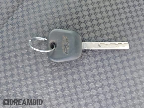 ✅ 2018 Chevrolet Silverado 1500 LT • VIN: 3GCPCREH6JG359777 • Лот: 41377806. Опубликован ранее на IAAI с пробегом 133 611 миль. Бесплатный доступ к архиву аукционных продаж из США и подробный отчёт об истории автомобиля на DreamBid. Изображение 11.