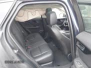 ✅ 2017 Jaguar F-Pace 35t • VIN: SADCS2BV5HA068252 • Lot: 42035878. Wystawiony na IAAI z przebiegiem 74 046 mil. Bezpłatny archiwum sprzedaży aukcyjnych z USA i szczegółowy raport historii pojazdu na DreamBid. Zdjęcie 8.