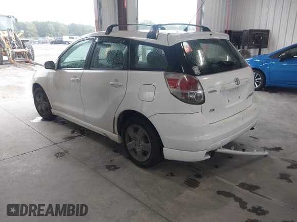 ✅ 2006 Toyota Matrix STD • VIN: 2T1KR32E96C573115 • Lot: 43336019. Listed on IAAI with 299,999 mi. Free auction sales archive from the USA and detailed vehicle history report at DreamBid. Image 3.