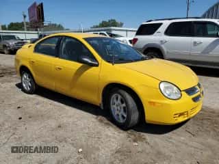 2004 Dodge Neon SXT z VIN 1B3ES56C94D578550, wystawiony jako Copart lot #61639055 z przebiegiem 203 118 mil mil oraz Szkoda całkowita • Salvage title. Historia ofert i sprzedaży dostępna na DreamBid. Obrazek 4.