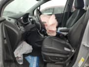 ✅ 2020 Chevrolet Trax LT • VIN: KL7CJPSBXLB029030 • Lot: 90669965. Wystawiony na Copart z przebiegiem 47 433 mil. Bezpłatny archiwum sprzedaży aukcyjnych z USA i szczegółowy raport historii pojazdu na DreamBid. Zdjęcie 7.