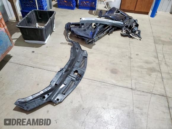 ✅ 2018 Lexus RX 350L Premium • VIN: JTJGZKCA6J2000463 • Лот: 84903235. Опубликован ранее на Copart с пробегом 68 243 миль. Бесплатный доступ к архиву аукционных продаж из США и подробный отчёт об истории автомобиля на DreamBid. Изображение 12.