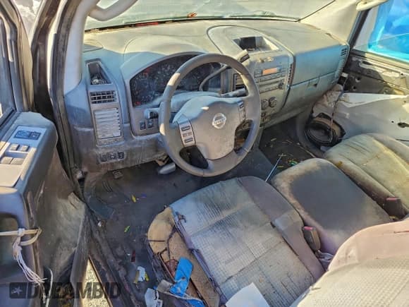 ✅ 2007 Nissan Titan XE • VIN: 1N6AA06A77N219744 • Lot: 95935305. Wystawiony na Copart z przebiegiem 262 655 mil. Bezpłatny archiwum sprzedaży aukcyjnych z USA i szczegółowy raport historii pojazdu na DreamBid. Zdjęcie 8.