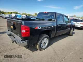 2012 Chevrolet Silverado 1500 LT z VIN 1GCPKSE76CF105962, wystawiony jako Copart lot #81995945 z przebiegiem 141 851 mil mil oraz Czysty tytuł • Clean title. Historia ofert i sprzedaży dostępna na DreamBid. Obrazek 3.