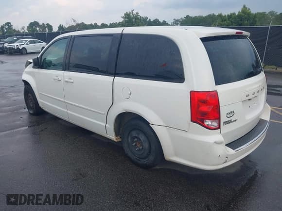 ✅ 2011 Dodge Grand Caravan Express • VIN: 2D4RN4DG7BR737022 • Lot: 42699448. Wystawiony na IAAI z przebiegiem 193 695 mil. Bezpłatny archiwum sprzedaży aukcyjnych z USA i szczegółowy raport historii pojazdu na DreamBid. Zdjęcie 3.