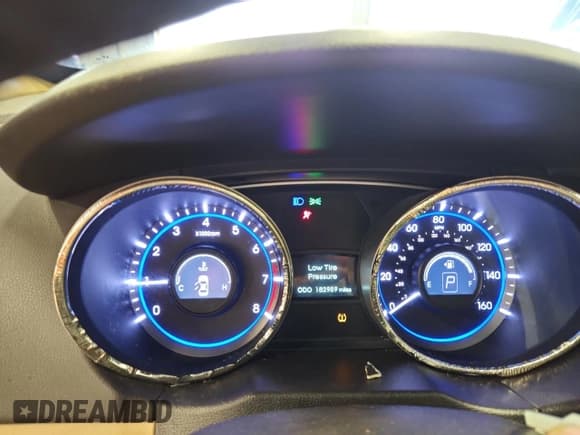 ✅ 2013 Hyundai Sonata Limited • VIN: 5NPEC4AC1DH663941 • Lot: 69427675. Listed on Copart with 182,959 mi. Free auction sales archive from the USA and detailed vehicle history report at DreamBid. Image 9.