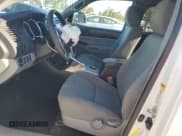 ✅ 2014 Toyota Tacoma • VIN: 5TFTX4CN2EX041705 • Лот: 82476605. Опубликован ранее на Copart с пробегом 147 304 миль. Бесплатный доступ к архиву аукционных продаж из США и подробный отчёт об истории автомобиля на DreamBid. Изображение 7.