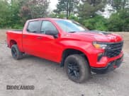 ✅ 2023 Chevrolet Silverado 1500 Custom Trail Boss • VIN: 3GCPDCEK3PG202089 • Lot: 42170434. Wystawiony na IAAI z przebiegiem 55 542 mil. Bezpłatny archiwum sprzedaży aukcyjnych z USA i szczegółowy raport historii pojazdu na DreamBid. Zdjęcie 1.