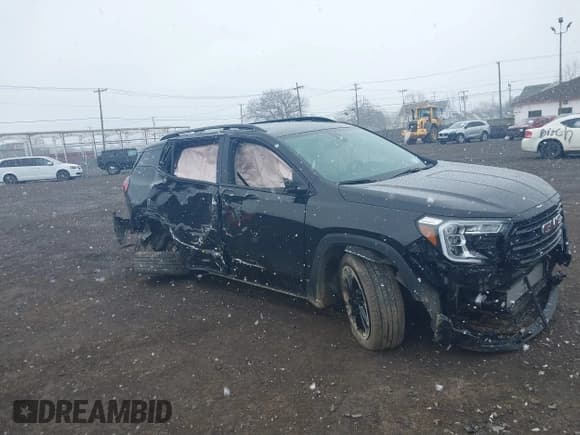 ✅ 2024 GMC Terrain SLT • VIN: 3GKALVEG4RL379216 • Lot: 41887426. Listed on IAAI with 5,906 mi. Free auction sales archive from the USA and detailed vehicle history report at DreamBid. Image 16.