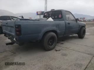 ✅ 1994 Toyota Pickup • VIN: 4TARN81A7RZ178121 • Лот: 72069554. Опубликован ранее на Copart с пробегом 304 536 миль. Бесплатный доступ к архиву аукционных продаж из США и подробный отчёт об истории автомобиля на DreamBid. Изображение 3.