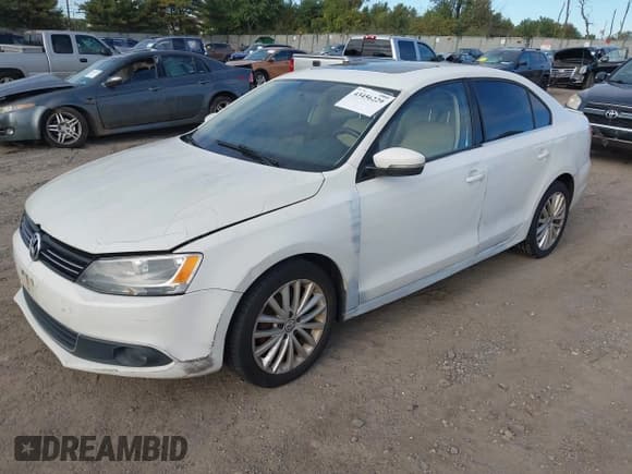 ✅ 2013 Volkswagen Jetta TDI w/Premium/Nav • VIN: 3VWLL7AJ6DM202944 • Lot: 43456229. Wystawiony na IAAI z przebiegiem 123 605 mil. Bezpłatny archiwum sprzedaży aukcyjnych z USA i szczegółowy raport historii pojazdu na DreamBid. Zdjęcie 2.