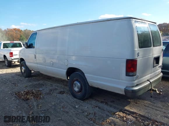 ✅ 2005 Ford Econoline Cargo • VIN: 1FTSS34S95HA79600 • Лот: 43632409. Опубликован ранее на IAAI с пробегом 177 047 миль. Бесплатный доступ к архиву аукционных продаж из США и подробный отчёт об истории автомобиля на DreamBid. Изображение 3.