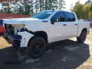 ✅ 2020 Chevrolet Silverado 1500 LT Trail Boss • VIN: 1GCPYFED8LZ117914 • Lot: 43580581. Wystawiony na IAAI z przebiegiem 111 118 mil. Bezpłatny archiwum sprzedaży aukcyjnych z USA i szczegółowy raport historii pojazdu na DreamBid. Zdjęcie 17.