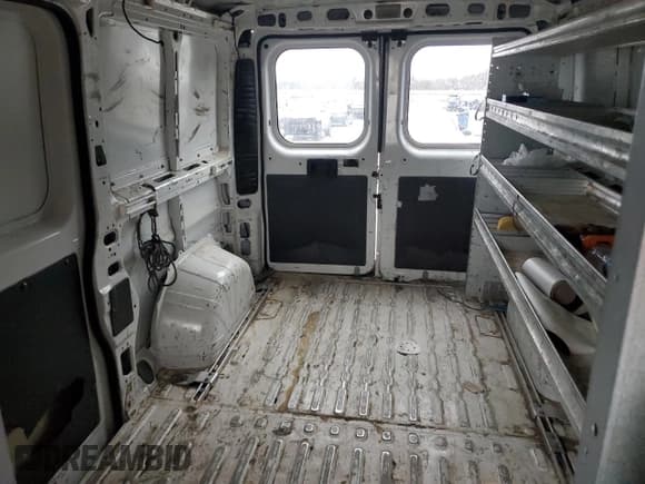 ✅ 2014 Ram ProMaster Cargo • VIN: 3C6TRVAG6EE114568 • Lot: 45037505. Wystawiony na Copart z przebiegiem 128 758 mil. Bezpłatny archiwum sprzedaży aukcyjnych z USA i szczegółowy raport historii pojazdu na DreamBid. Zdjęcie 10.