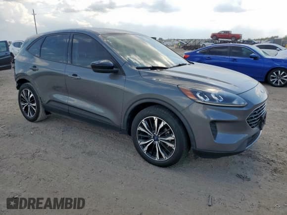 ✅ 2022 Ford Escape SE • VIN: 1FMCU0G60NUB64856 • Lot: 85133145. Wystawiony na Copart z przebiegiem 53 183 mil. Bezpłatny archiwum sprzedaży aukcyjnych z USA i szczegółowy raport historii pojazdu na DreamBid. Zdjęcie 4.