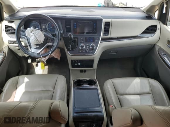 ✅ 2017 Toyota Sienna XLE Auto Access Seat • VIN: 5TDYZ3DC3HS768756 • Lot: 54992625. Listed on Copart with 115,943 mi. Free auction sales archive from the USA and detailed vehicle history report at DreamBid. Image 8.