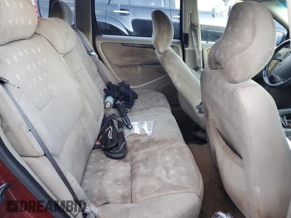 ✅ 2001 Volvo V70 • VIN: YV1SW61R011116151 • Lot: 82431115. Listed on Copart with 187,260 mi. Free auction sales archive from the USA and detailed vehicle history report at DreamBid. Image 11.