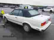 1990 BMW 3 Series с VIN WBABB230XLEC19632, выставлен на аукционе IAAI как лот 42859545 с пробегом 213 743 миль миль и . История ставок и продаж доступна на DreamBid. Изображение 3.