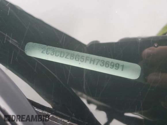 ✅ 2015 Dodge Challenger SXT Plus • VIN: 2C3CDZBG5FH736991 • Lot: 67581305. Listed on Copart with 148,033 mi. Free auction sales archive from the USA and detailed vehicle history report at DreamBid. Image 12.