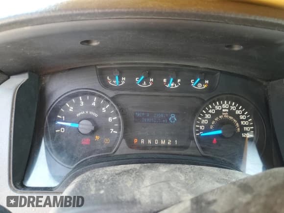 ✅ 2013 Ford F-150 XL • VIN: 1FTVX1ET9DKG37330 • Lot: 65519934. Wystawiony na Copart z przebiegiem 269 012 mil. Bezpłatny archiwum sprzedaży aukcyjnych z USA i szczegółowy raport historii pojazdu na DreamBid. Zdjęcie 9.