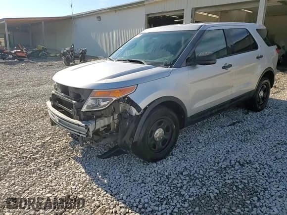 ✅ 2014 Ford Police Interceptor Utility • VIN: 1FM5K8AR1EGC38879 • Lot: 91405975. Wystawiony na Copart z przebiegiem 166 399 mil. Bezpłatny archiwum sprzedaży aukcyjnych z USA i szczegółowy raport historii pojazdu na DreamBid. Zdjęcie 15.