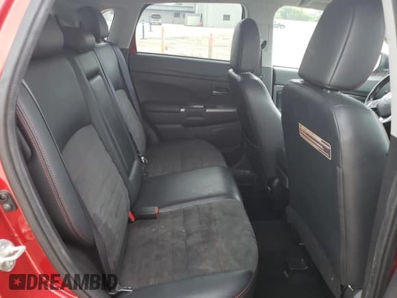 ✅ 2018 Mitsubishi Outlander SE • VIN: JA4AP3AW5JU014792 • Lot: 54345165. Listed on Copart with 125,489 mi. Free auction sales archive from the USA and detailed vehicle history report at DreamBid. Image 11.