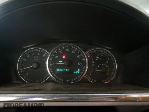 ✅ 2005 Buick LaCrosse CXL • VIN: 2G4WD562851274512 • Lot: 71148225. Wystawiony na Copart z przebiegiem 202 947 mil. Bezpłatny archiwum sprzedaży aukcyjnych z USA i szczegółowy raport historii pojazdu na DreamBid. Zdjęcie 9.