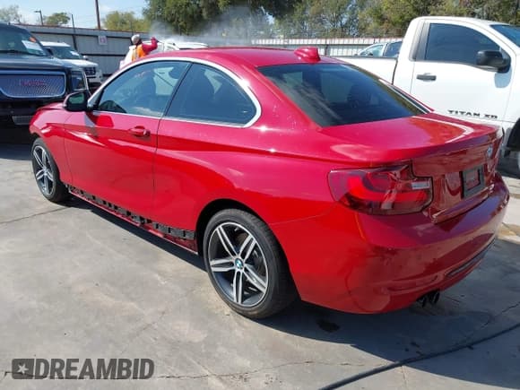 ✅ 2017 BMW 2 Series 230i • VIN: WBA2F9C59HV664568 • Lot: 43522114. Listed on IAAI with 18,084 mi. Free auction sales archive from the USA and detailed vehicle history report at DreamBid. Image 3.