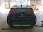 2019 Hyundai Veloster 2.0 z VIN KMHTG6AF2KU006517, wystawiony jako Copart lot #81296274 z przebiegiem 83 236 mil mil oraz Szkoda całkowita • Salvage title. Historia ofert i sprzedaży dostępna na DreamBid. Obrazek 6.