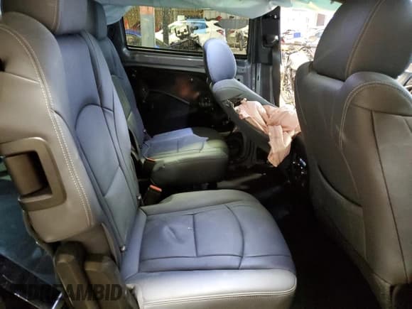 ✅ 2024 Buick Enclave Essence • VIN: 5GAEVAKW4RJ104322 • Лот: 56577185. Опубликован ранее на Copart с пробегом 7 881 миль. Бесплатный доступ к архиву аукционных продаж из США и подробный отчёт об истории автомобиля на DreamBid. Изображение 11.