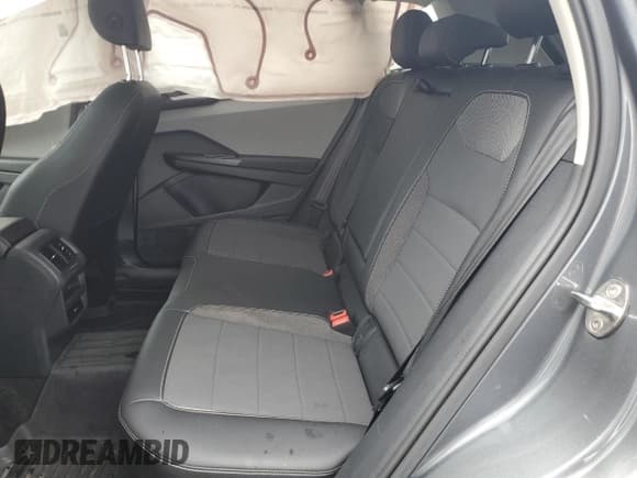 ✅ 2023 Volkswagen Taos SE • VIN: 3VVNX7B20PM307122 • Лот: 67705275. Опубликован ранее на Copart с пробегом 21 442 миль. Бесплатный доступ к архиву аукционных продаж из США и подробный отчёт об истории автомобиля на DreamBid. Изображение 11.