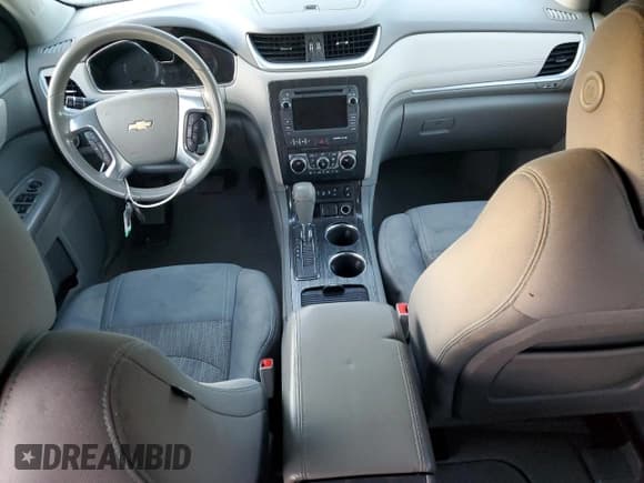 ✅ 2017 Chevrolet Traverse LT • VIN: 1GNKRHKD1HJ270767 • Lot: 86884925. Wystawiony na Copart z przebiegiem 172 863 mil. Bezpłatny archiwum sprzedaży aukcyjnych z USA i szczegółowy raport historii pojazdu na DreamBid. Zdjęcie 8.