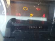 ✅ 2006 Lincoln Zephyr • VIN: 3LNHM261X6R643723 • Lot: 77345214. Wystawiony na Copart z przebiegiem 174 366 mil. Bezpłatny archiwum sprzedaży aukcyjnych z USA i szczegółowy raport historii pojazdu na DreamBid. Zdjęcie 9.