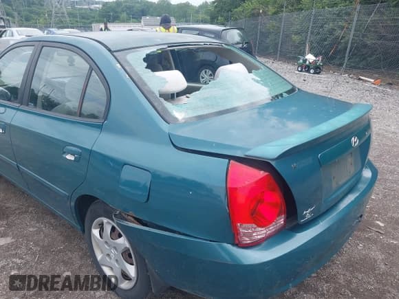 ✅ 2006 Hyundai Elantra GLS • VIN: KMHDN46DX6U345151 • Lot: 42536117. Wystawiony na IAAI z przebiegiem 135 520 mil. Bezpłatny archiwum sprzedaży aukcyjnych z USA i szczegółowy raport historii pojazdu na DreamBid. Zdjęcie 6.