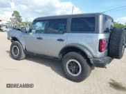 ✅ 2023 Ford Bronco • VIN: 1FMEE5DP1PLB89368 • Lot: 41957069. Wystawiony na IAAI z przebiegiem 14 387 mil. Bezpłatny archiwum sprzedaży aukcyjnych z USA i szczegółowy raport historii pojazdu na DreamBid. Zdjęcie 3.