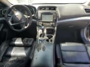 ✅ 2016 Nissan Maxima Platinum • VIN: 1N4AA6APXGC382939 • Lot: 80704575. Wystawiony na Copart z przebiegiem 211 790 mil. Bezpłatny archiwum sprzedaży aukcyjnych z USA i szczegółowy raport historii pojazdu na DreamBid. Zdjęcie 8.