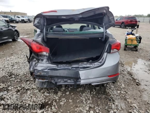 ✅ 2015 Hyundai Elantra Limited • VIN: KMHDH4AE8FU358598 • Lot: 69588505. Listed on Copart with 171,395 mi. Free auction sales archive from the USA and detailed vehicle history report at DreamBid. Image 6.