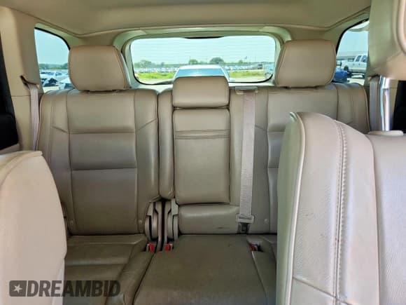 ✅ 2014 Jeep Grand Cherokee Laredo • VIN: 1C4RJEAG8EC386864 • Lot: 80836585. Listed on Copart with 293,610 mi. Free auction sales archive from the USA and detailed vehicle history report at DreamBid. Image 10.