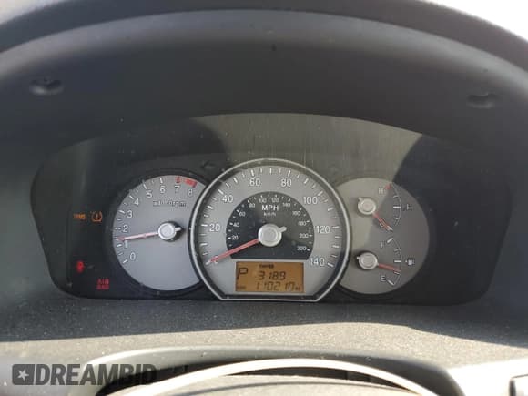 ✅ 2007 Kia Rondo LX • VIN: KNAFG525X77094723 • Lot: 64427385. Wystawiony na Copart z przebiegiem 110 210 mil. Bezpłatny archiwum sprzedaży aukcyjnych z USA i szczegółowy raport historii pojazdu na DreamBid. Zdjęcie 9.