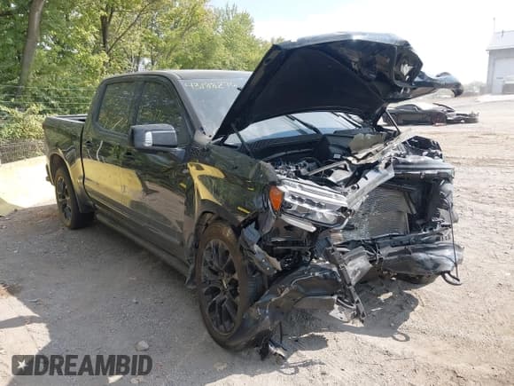 ✅ 2024 Chevrolet Silverado 1500 High Country • VIN: 1GCUDJED2RZ371886 • Lot: 43188276. Listed on IAAI with 11,420 mi. Free auction sales archive from the USA and detailed vehicle history report at DreamBid. Image 1.
