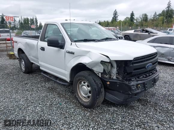 ✅ 2019 Ford F-150 XL • VIN: 1FTMF1EB6KKC21836 • Lot: 42906587. Listed on IAAI with 19,918 mi. Free auction sales archive from the USA and detailed vehicle history report at DreamBid. Image 1.