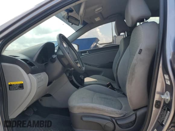 ✅ 2017 Hyundai Accent SE • VIN: KMHCT4AE4HU176202 • Лот: 70848154. Опубликован ранее на Copart с пробегом 180 891 миль. Бесплатный доступ к архиву аукционных продаж из США и подробный отчёт об истории автомобиля на DreamBid. Изображение 7.