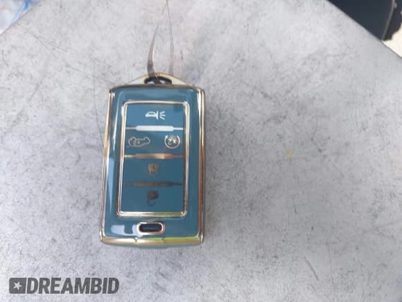 ✅ 2022 Jeep Grand Cherokee • VIN: 1C4RJYB65N8721475 • Lot: 43342814. Listed on IAAI with 81,606 mi. Free auction sales archive from the USA and detailed vehicle history report at DreamBid. Image 11.