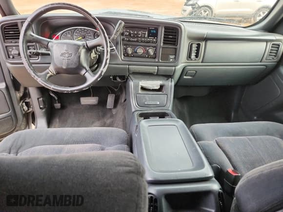 ✅ 2001 Chevrolet Silverado 1500 LS • VIN: 2GCEK19T411295516 • Lot: 90733645. Listed on Copart with 297,443 mi. Free auction sales archive from the USA and detailed vehicle history report at DreamBid. Image 8.