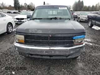 1991 Dodge Dakota z VIN 1B7GL23YXMS292866, wystawiony jako Copart lot #49992225 z przebiegiem 197 852 mil mil oraz Szkoda całkowita • Salvage title. Historia ofert i sprzedaży dostępna na DreamBid. Obrazek 5.