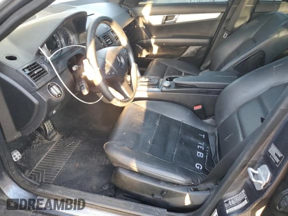 ✅ 2008 Mercedes-Benz C 300 Sport • VIN: WDDGF54X58F073672 • Lot: 85910135. Wystawiony na Copart z przebiegiem 201 886 mil. Bezpłatny archiwum sprzedaży aukcyjnych z USA i szczegółowy raport historii pojazdu na DreamBid. Zdjęcie 7.