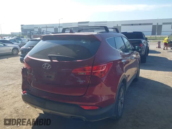 ✅ 2016 Hyundai Santa Fe • VIN: 5XYZU3LB9GG324465 • Lot: 43306461. Wystawiony na IAAI z przebiegiem 93 113 mil. Bezpłatny archiwum sprzedaży aukcyjnych z USA i szczegółowy raport historii pojazdu na DreamBid. Zdjęcie 4.