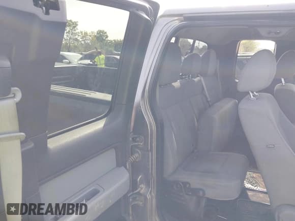 ✅ 2011 Ford F-150 FX4 • VIN: 1FTFX1EF1BKD44288 • Lot: 43269460. Listed on IAAI with 148,183 mi. Free auction sales archive from the USA and detailed vehicle history report at DreamBid. Image 8.